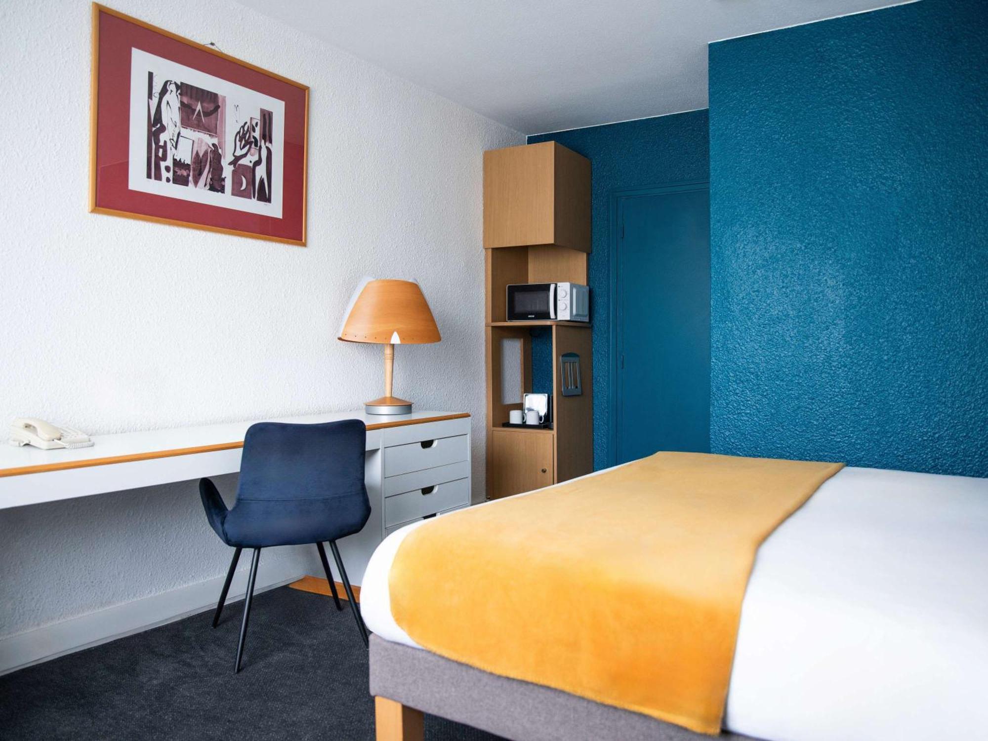 Hotel Novotel Evry Courcouronnes Exterior foto